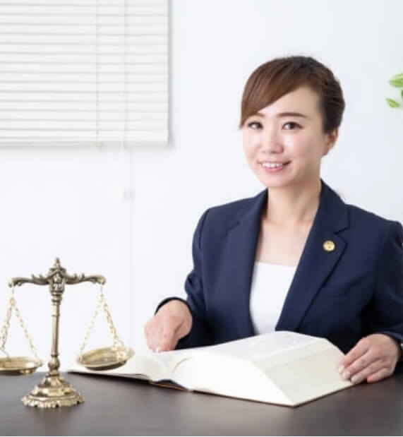 mobile-attorneys-fee-woman